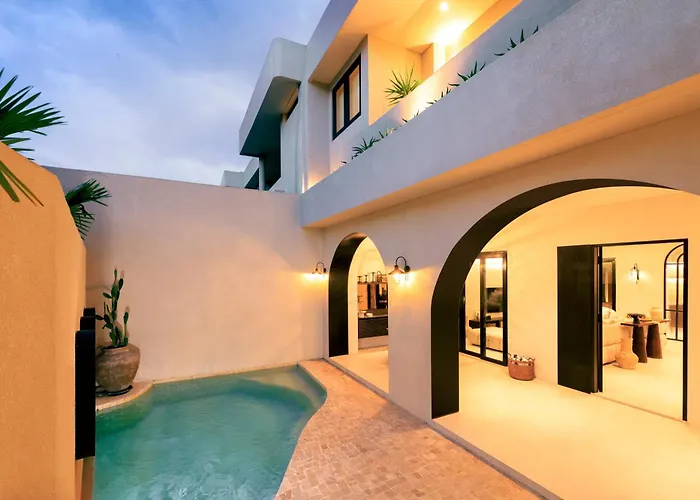 Villa Stunning 3br Pool Hampton Iii In Pererenan Canggu