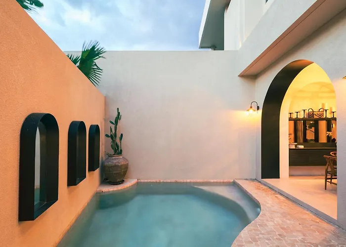 Stunning 3br Pool Hampton Iii In Pererenan