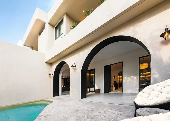 Stunning 3br Pool Hampton Iii In Pererenan *