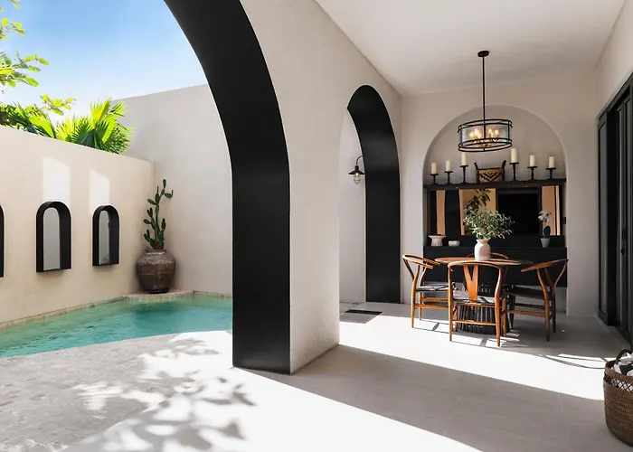 Stunning 3br Pool Hampton Iii In Pererenan Villa *