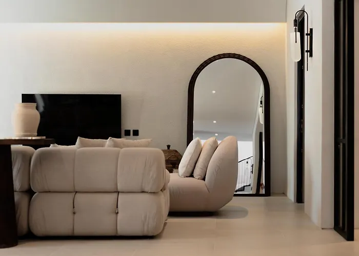 Villa Stunning 3br Pool Hampton Iii In Pererenan Canggu